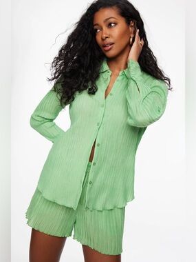 Dynamite Frida Crinkled Matching Set